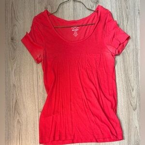 Old Navy Red Short Sleeve T-Shirt shirt top